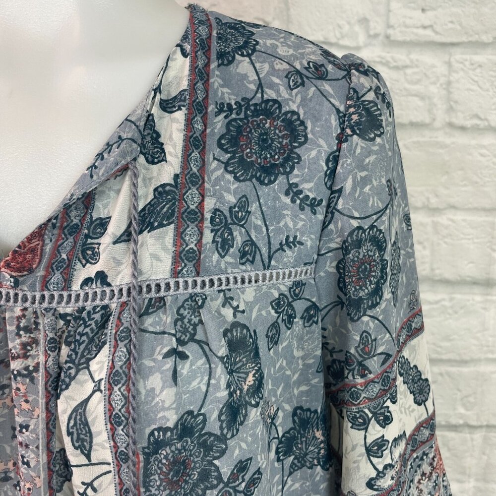 Knox‎ Rose Top XS Boho Floral Blue Short Sleeve Sheer Tie-Neck Blouse Women's - Picture 3 of 12